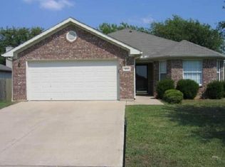 1804 Cancun Dr, Mansfield, TX 76063