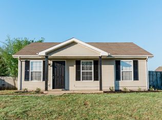 955 Winesap Rd, Clarksville, TN 37040