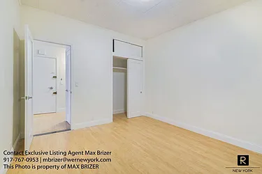 Rented by R New York