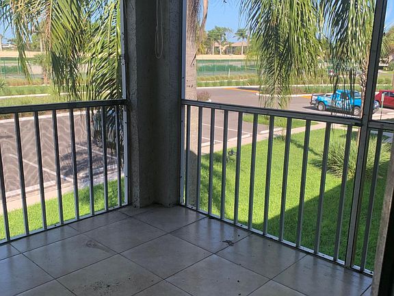 5th image of 161 Santa Clara Dr APT 3