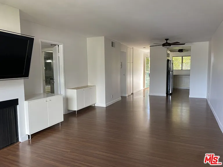 6465 Kanan Dume Rd — Photo 7