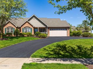 38 Rolling Ridge Dr, Milton, PA 17847