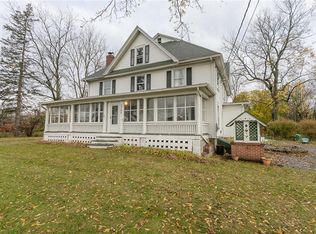 2780 Penfield Rd, Fairport, NY 14450