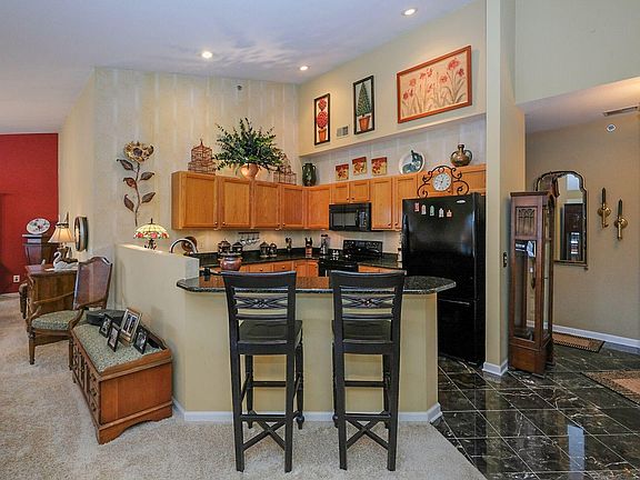 5th image of 2218 Parkview Ave