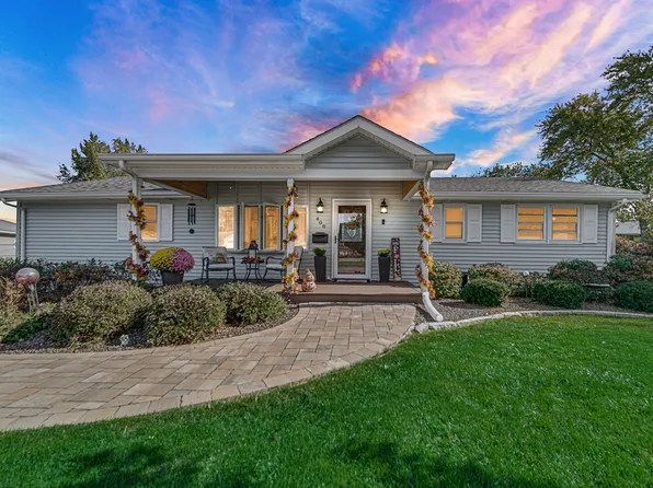 408 Thomas Ct, Momence, IL 60954