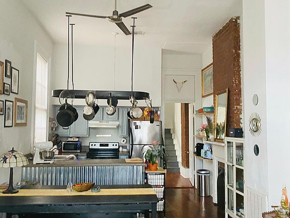3rd image of 2533 Saint Thomas St