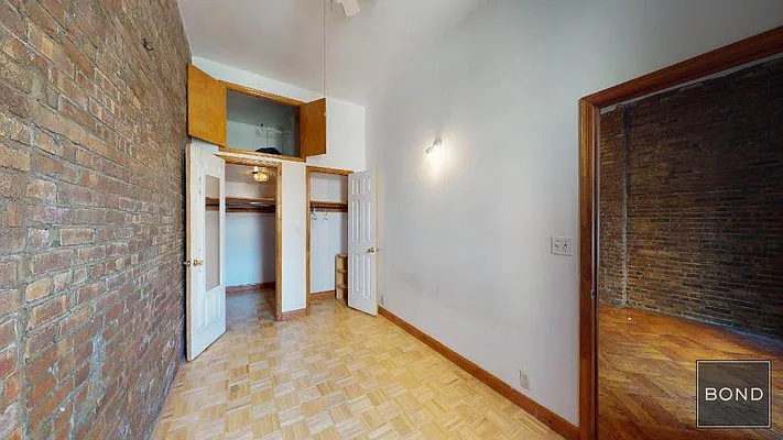 Rented by Bond New York | media 7