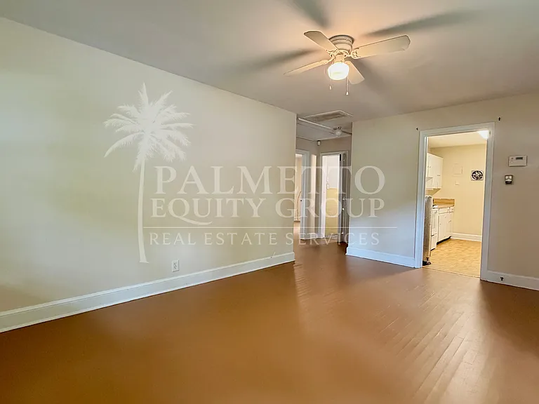 928 McCormick St — Photo 3