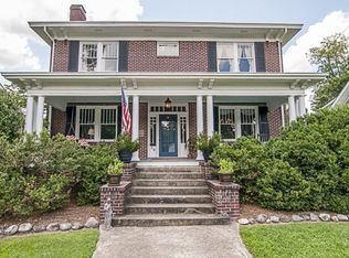 918 N Market St, Washington, NC 27889
