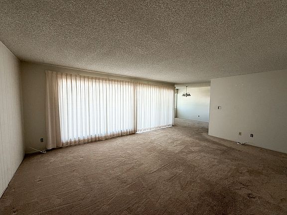 3rd image of 777 W Hamilton Ave #3