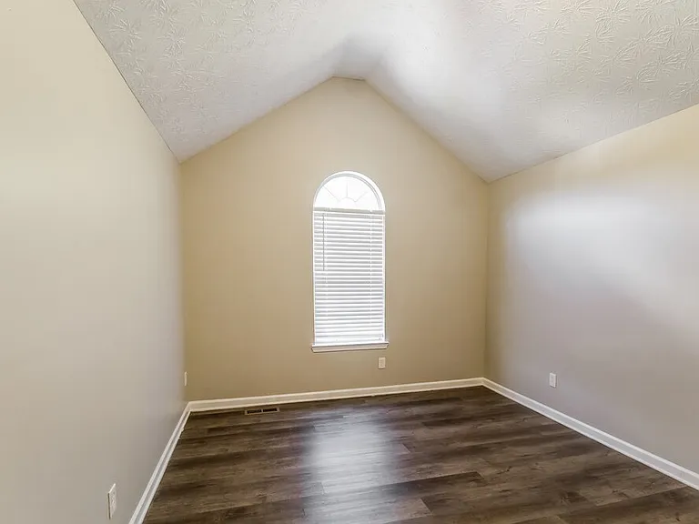 2098 Sugar Creek Falls Ct SE — Photo 15