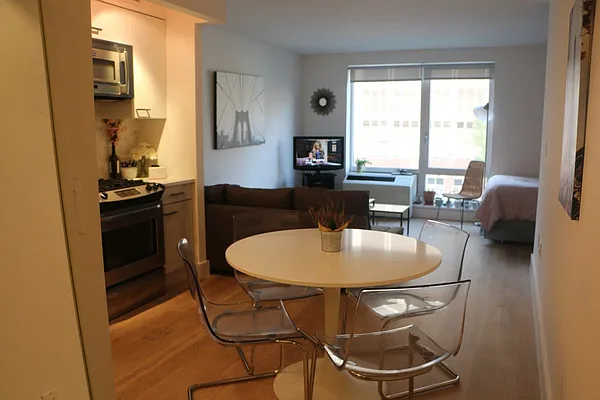 Rented by Citi Habitats | media 21