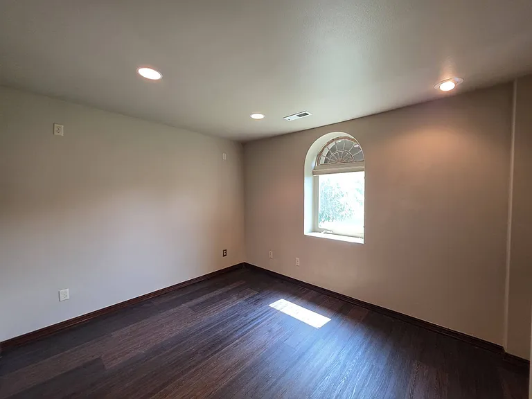 1523 Sacajawea Ave — Photo 30