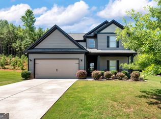 432 Huntington Ln, Cornelia, GA 30531