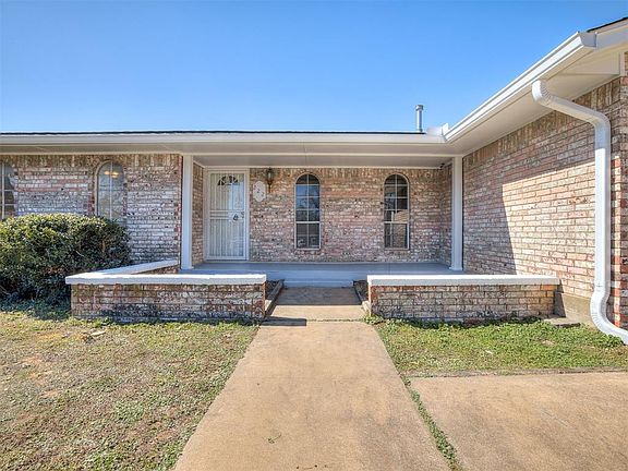 4th image of 222 Shadybrook Pl