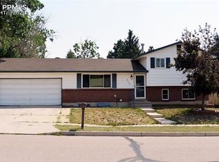 4660 Ridgeglen Rd, Colorado Springs, CO 80918