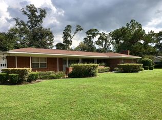 1190 N 23rd St, Beaumont, TX 77706