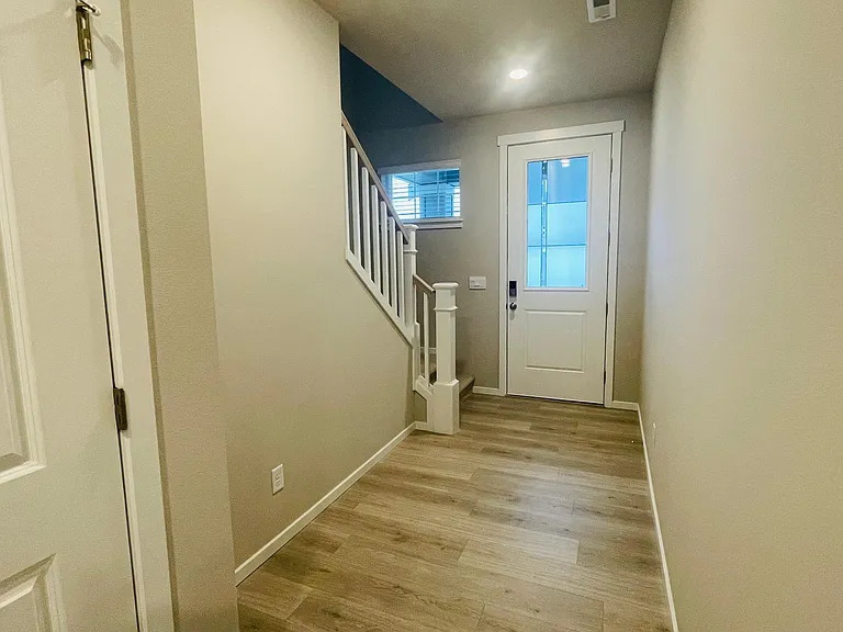 5940 Addison Rd SW — Photo 4