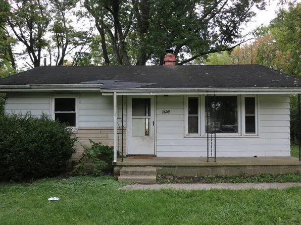 1609 E Dartmouth Ave, Muncie, IN 47303