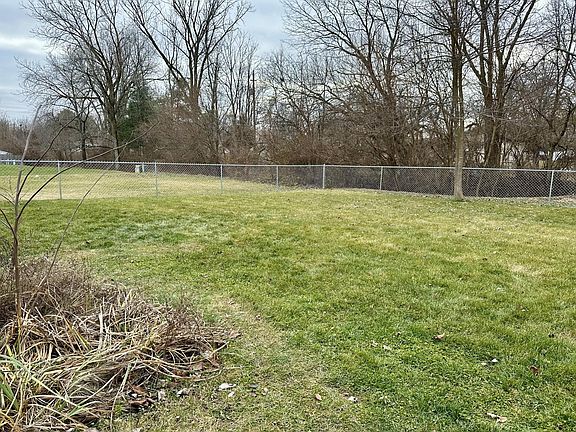 Fully-fenced back yard shared with 990 side of duplex