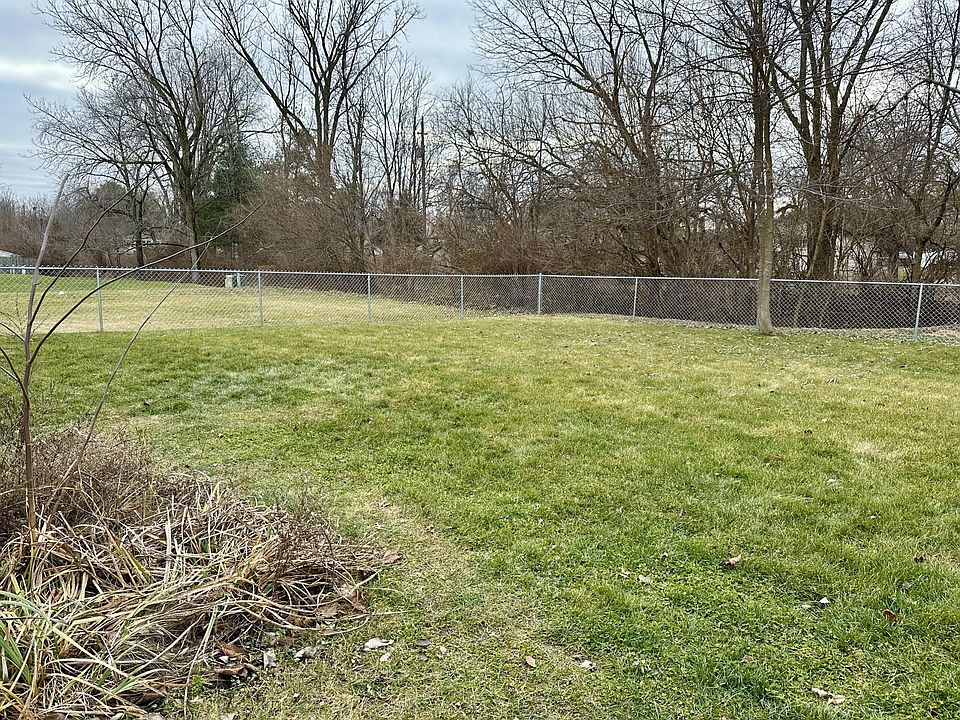 Fully-fenced back yard shared with 990 side of duplex