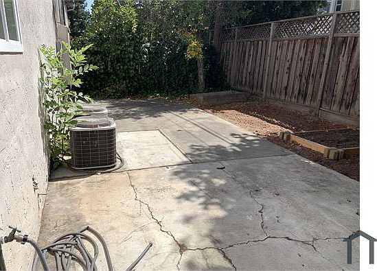 5th image of 7344 Rainbow Dr APT 1
