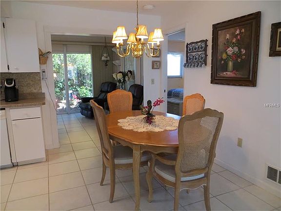 3rd image of 362 Circlewood Dr
