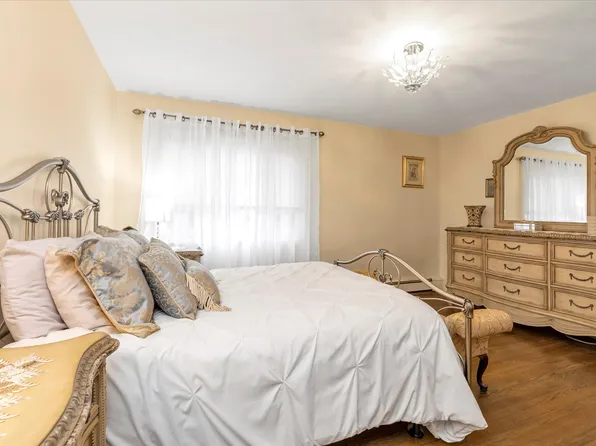 13-40 212th Street image 9 of 14