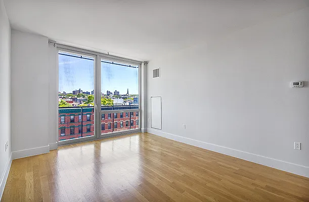 Rented by Mirador Real Estate | media 21