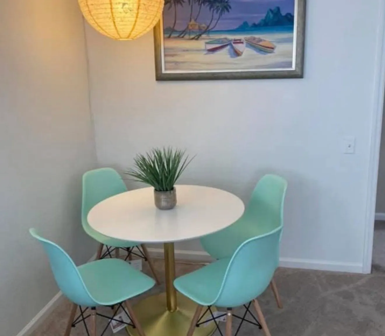 4 bed, 2175 sqft, $1,050 — Photo 3