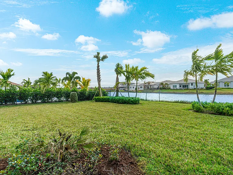 12272 Waterstone Cir — Photo 34