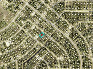 420 Wickham Ave S, Lehigh Acres, FL 33974