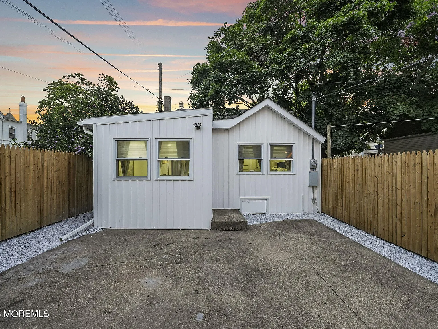 1 bed, 1266 sqft, $2,400 — Photo 1