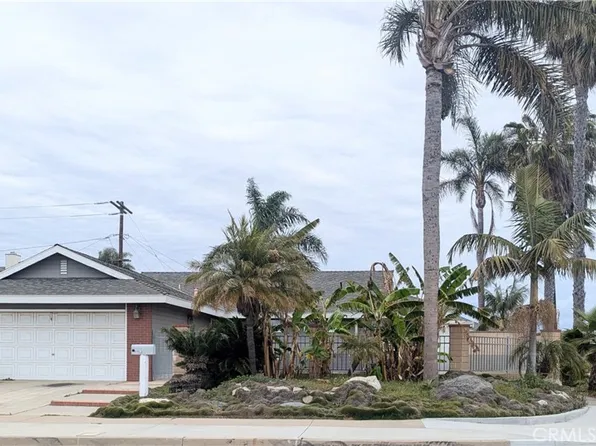 10301 Cutty Sark Dr, Huntington Beach, CA 92646