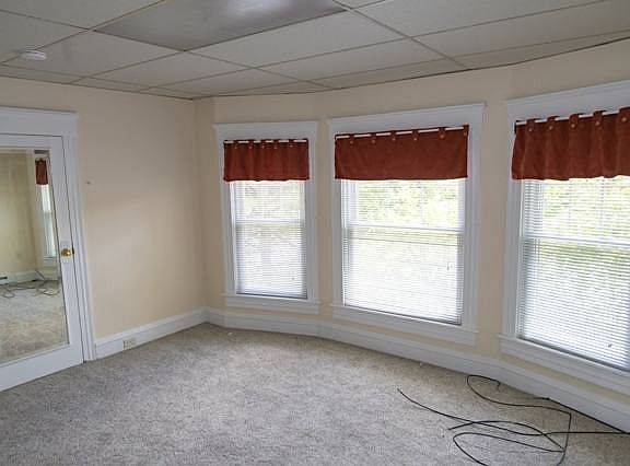 3rd image of 1002 Wyoming Ave