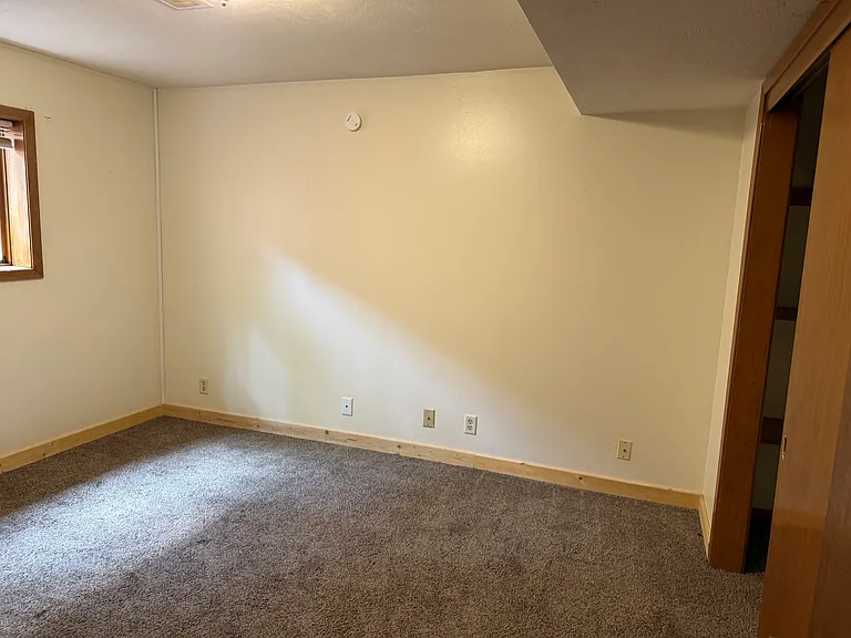 1610 Washington St — Photo 4