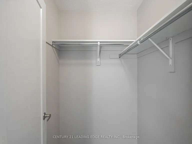 1097 Trailsview Ave — Photo 35