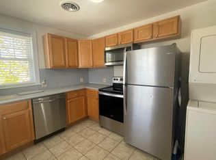 45 Grove Ave FLOOR 2, Devon, PA 19333