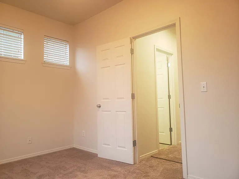 20483 SW Marimar St — Photo 13