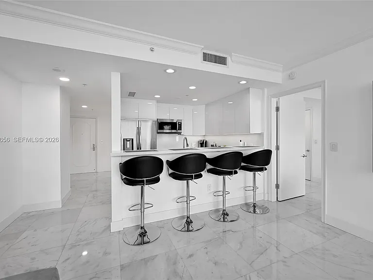 3350 SW 27th Ave #1908 — Photo 4