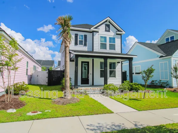 111 Crimson St, Summerville, SC 29486