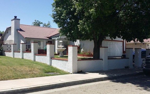 4th image of 838 E Avenue J9