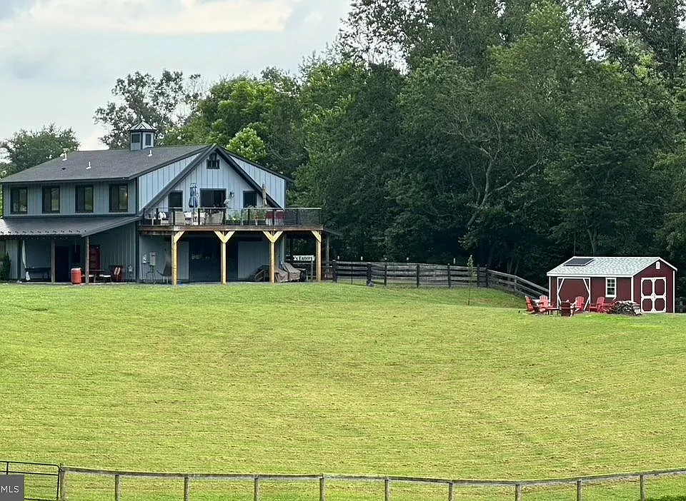 22887 Hopeful Ln