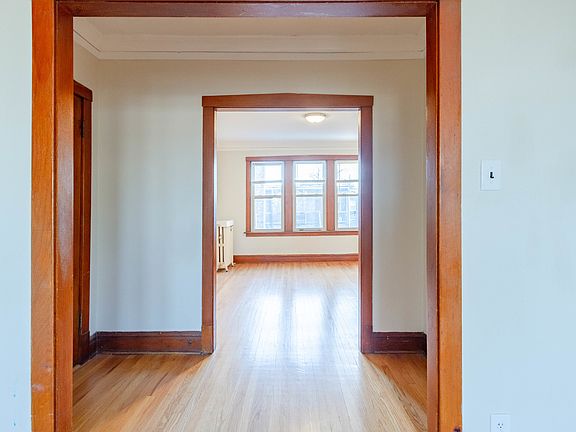 3rd image of 6358 S Sacramento Ave #2N
