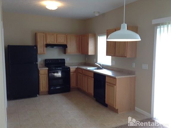 2nd image of 1169 Greystone Cir