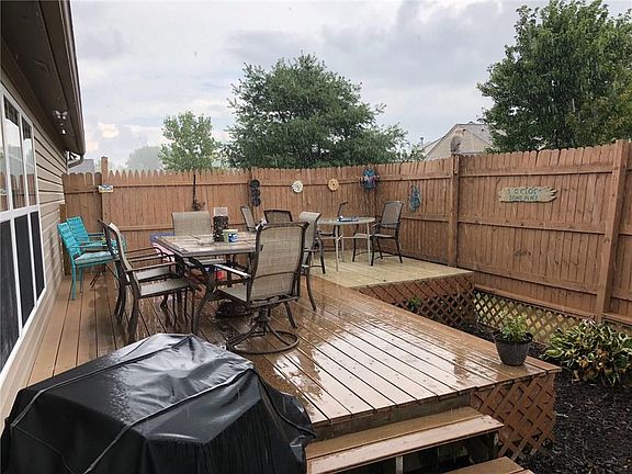 3rd image of 2505 Pinebark Dr