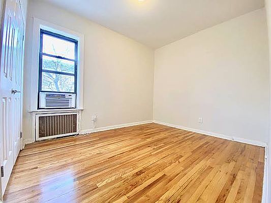 4th image of 618 Eastern Pkwy APT 3R