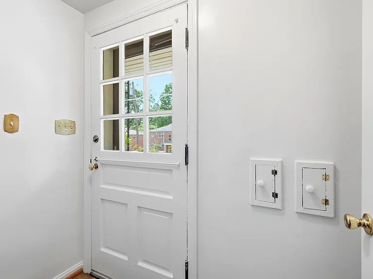 3012 Kinmont St #1 — Photo 4