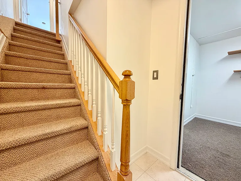 204 Sneden Ave #2 — Photo 32