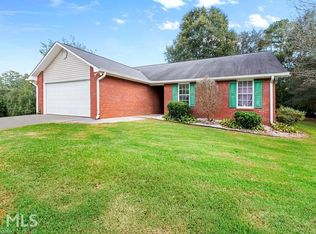 4 Shadowood Cir SE, Silver Creek, GA 30173